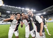 包含尤文图斯中场大将西格达尔遭遇封闭式训练，伤情成谜的词条