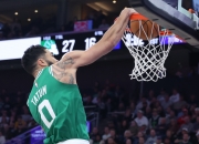 猛龙惊艳全场，塔图姆助攻爆棚，掀起高潮逆转取胜！