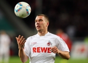 Ming在皇家马德里比赛中锐不可当，战术调整引发热议！热度持续攀升