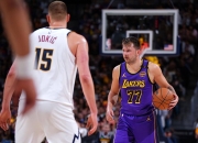 哈登险胜东契奇，球队未来可期关键表现点燃全场！